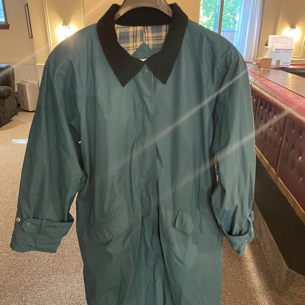 '80s vintage long Misty Harbor plus size women's raincoat slicker